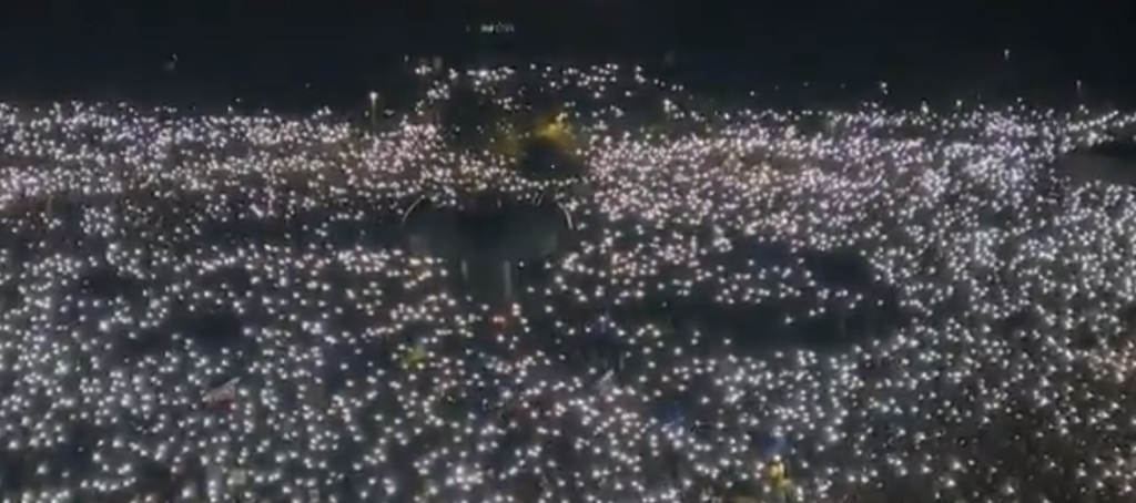 Mass Protests Erupts in Slovakia Against Pro-Russian Policies