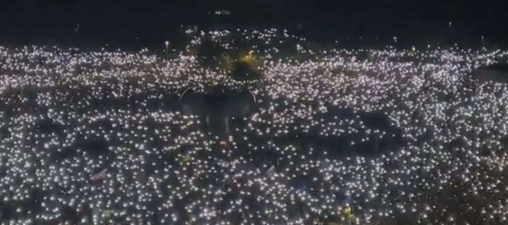 Mass Protests Erupts in Slovakia Against Pro-Russian Policies
