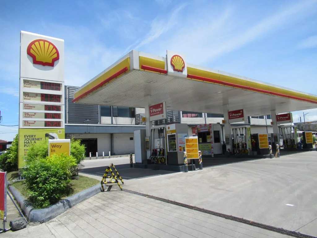 Electric Vehicles Take the Lead: Shell Shifts Focus from Gas to Charging Stations