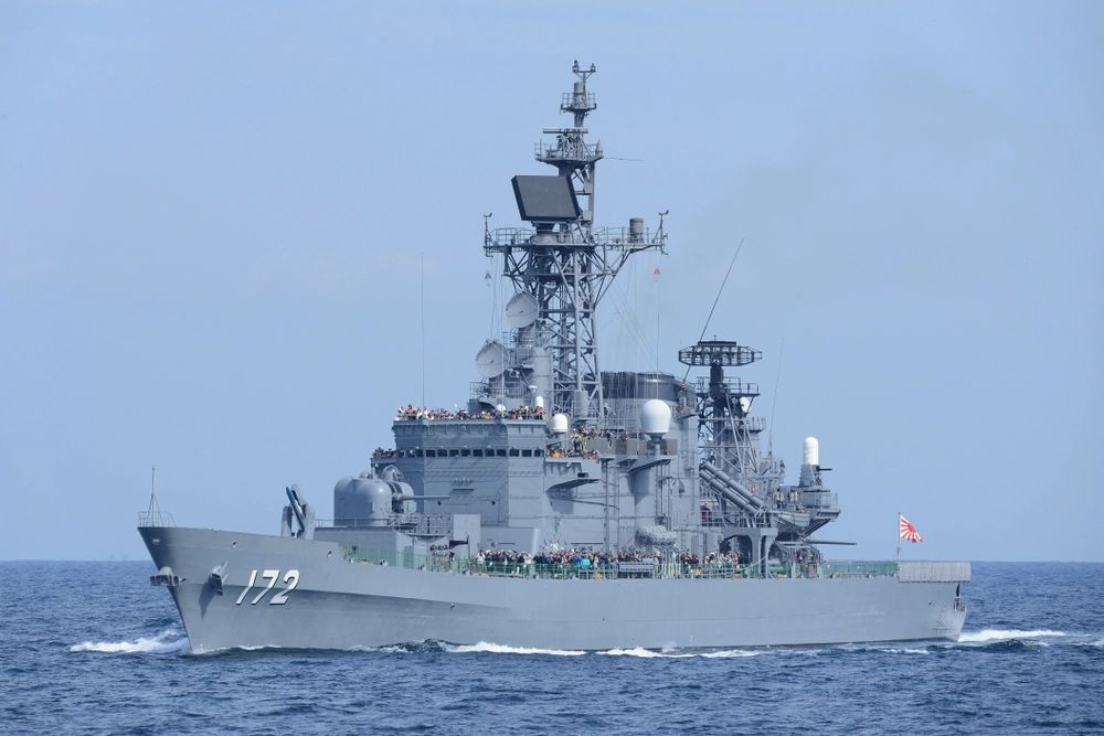 Japanese Destroyer Enters Chinese Waters for the First Time Since 1949