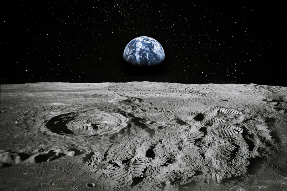 Historic Moonlanding: Chinese Spacecraft Returns to Earth From Moon’s Far Side