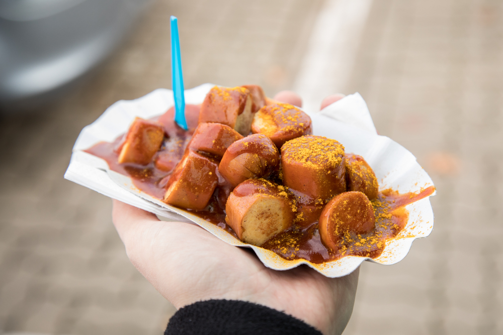 17 Police Officers Investigated for Corruption: Allegedly Accepted Bribes in the Form of Currywurst
