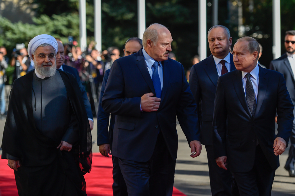Putin Congratulates Lukashenko on 30 Years in Power