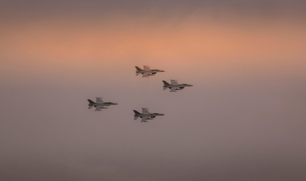 Ukraine to Receive First Batch of F-16s from Netherlands