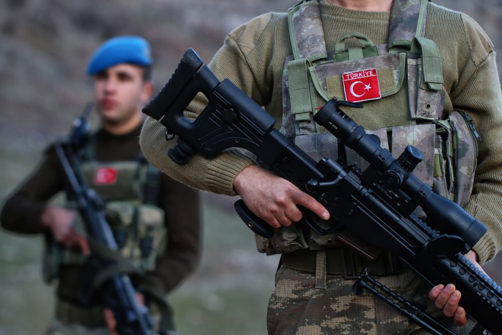 Turkey Considers Sending Peacekeeping Troops to Ukraine