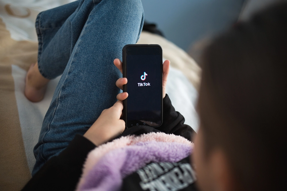 Study Finds TikTok Promotes Dangerous Misinformation on Cancer Cures