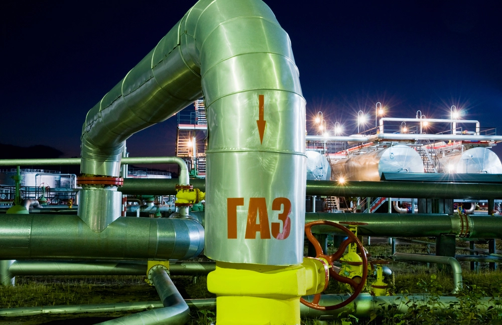Sanctions Loophole Allows $2 Billion in Russian Oil to Flow to Western Nations