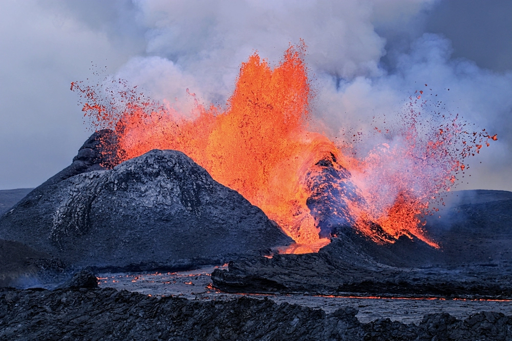 Iceland braces for potential volcano eruption