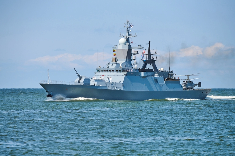 Russia Uses Warships as Decoys to Confuse Ukraine’s Air Defenses