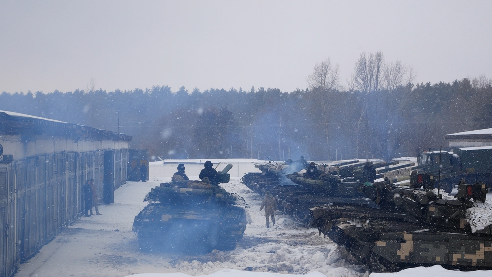 Rain, wind, and mud: Weather challenges plague Ukrainian conflic