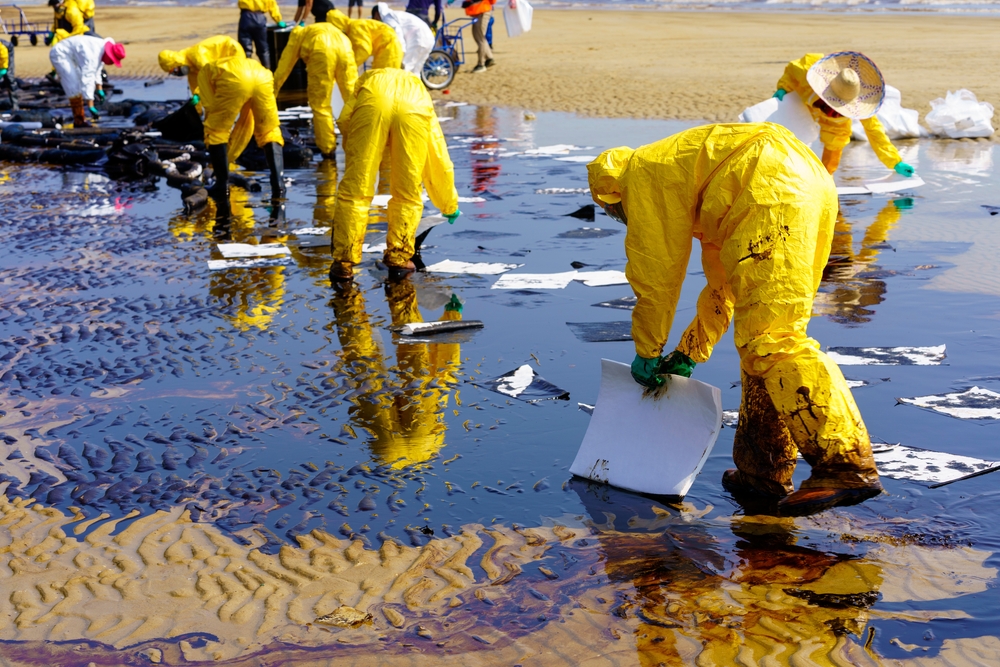 Tons of Oil Wash Ashore After Russian Tanker Spill