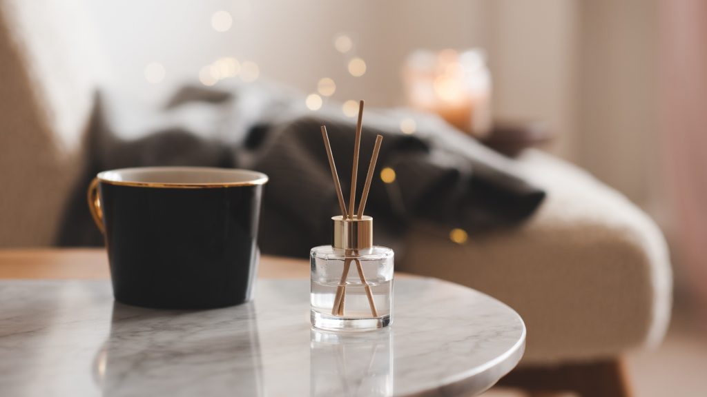 Unpleasant Smell? Try These 3 Simple Tricks to Make Your Home Smell Heavenly