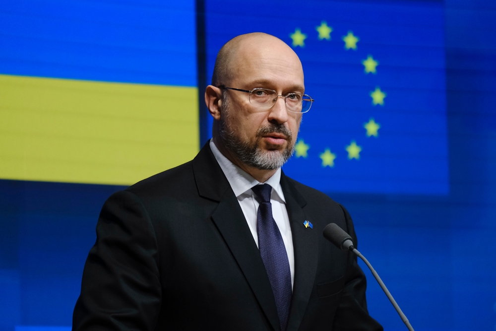Ukrainian Prime Minister Faces Calls to Resign