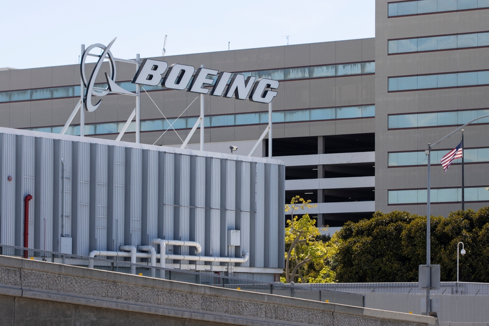 Boeing Sticks to 10% Layoff Plan but Will Compensate Some Workers