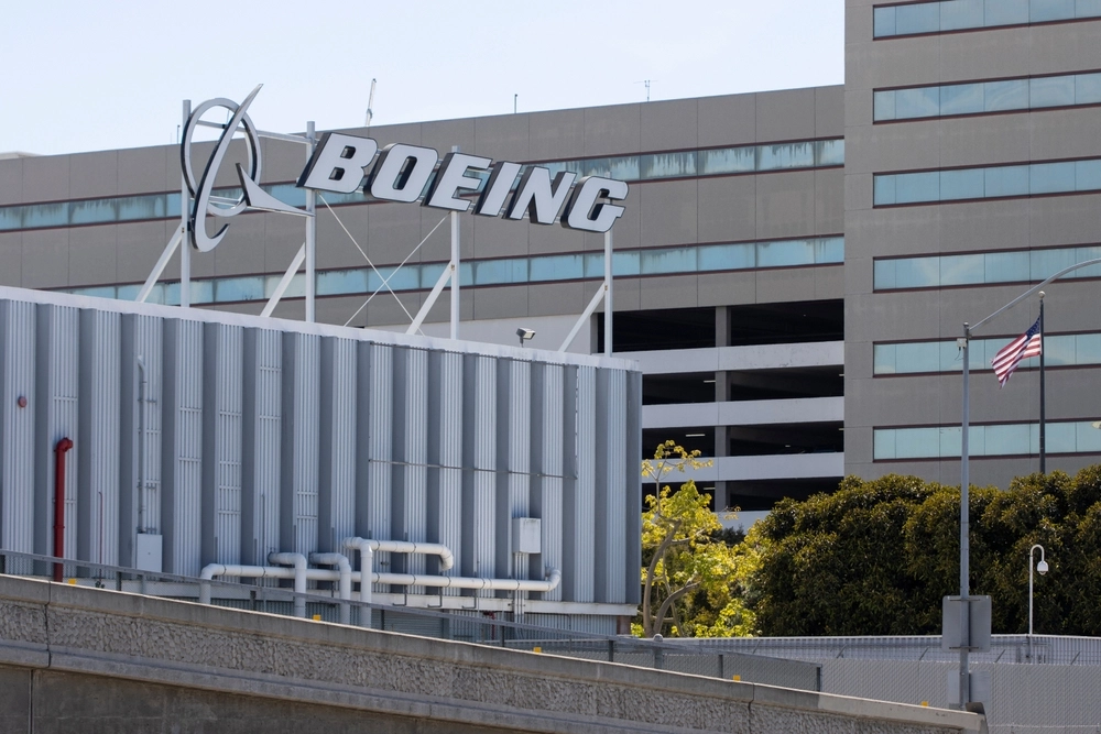 Boeing Sticks to 10% Layoff Plan but Will Compensate Some Workers