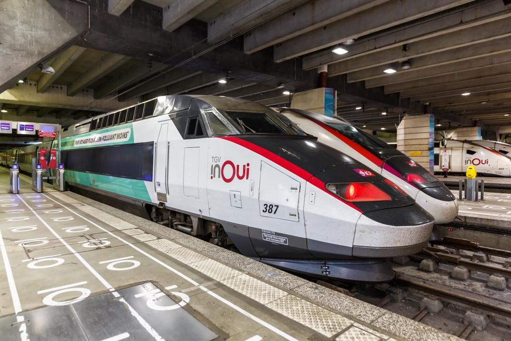 Impacting 80,000 Travelers: Mini-Tornado Halts TGV Train Traffic In Paris