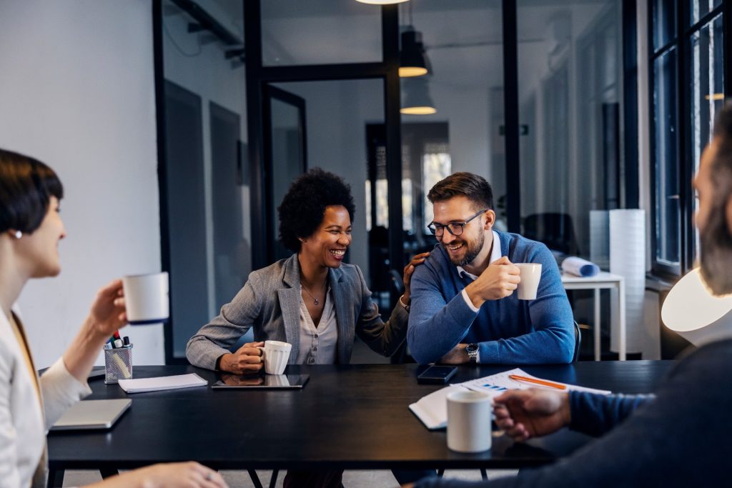 Psychologist Explains: This Habit at Work Makes You Look Incompetent