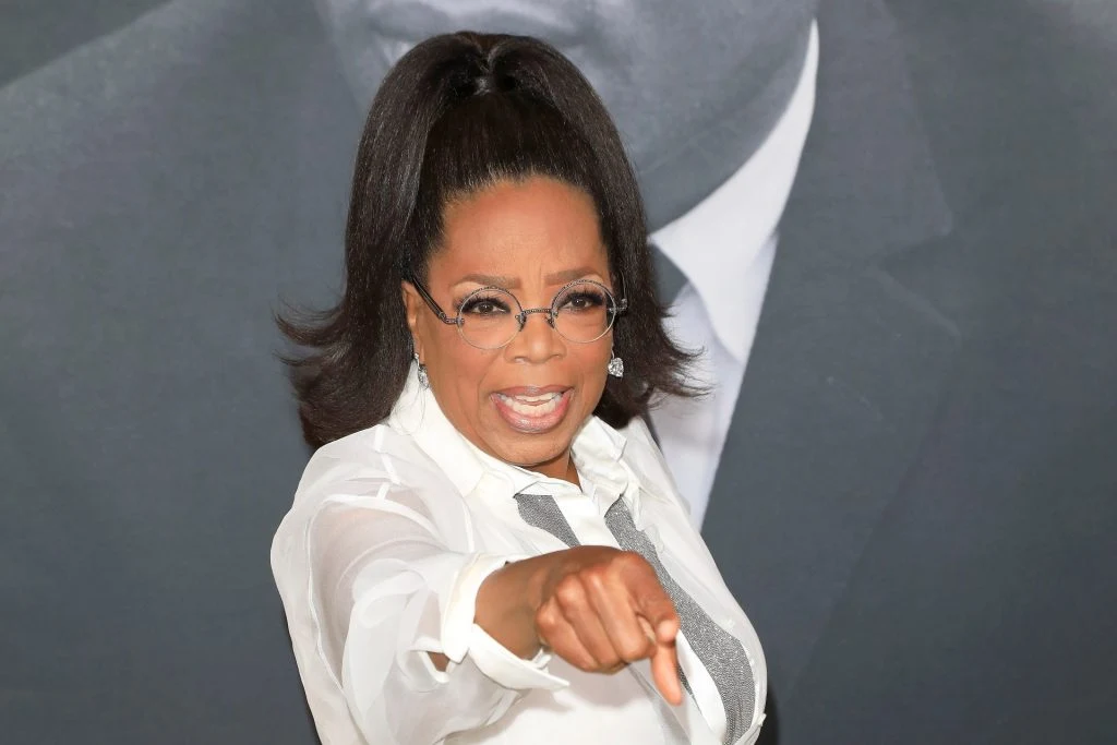 Oprah Surprises at DNC: “choose common sense over nonsense”