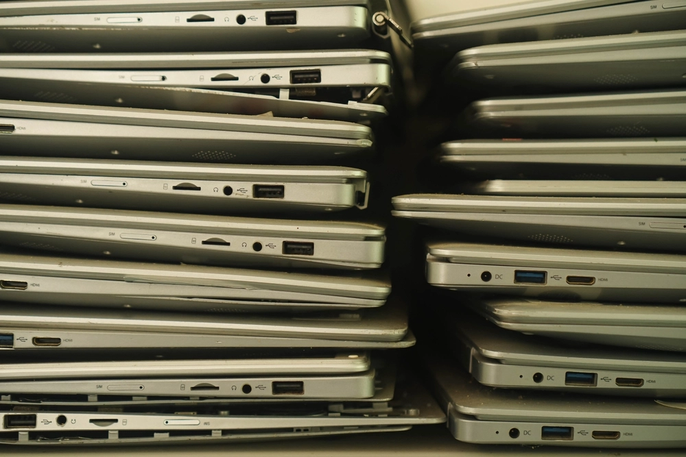 Technology Aid for Ukraine Comes From an Unlikely Ally