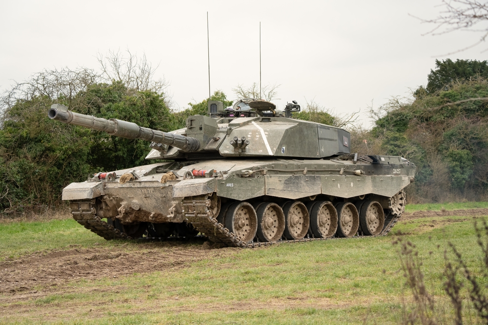 British Challenger 2 Tanks Lead to Ukrainian Capture of Over 20 Russian Soldiers