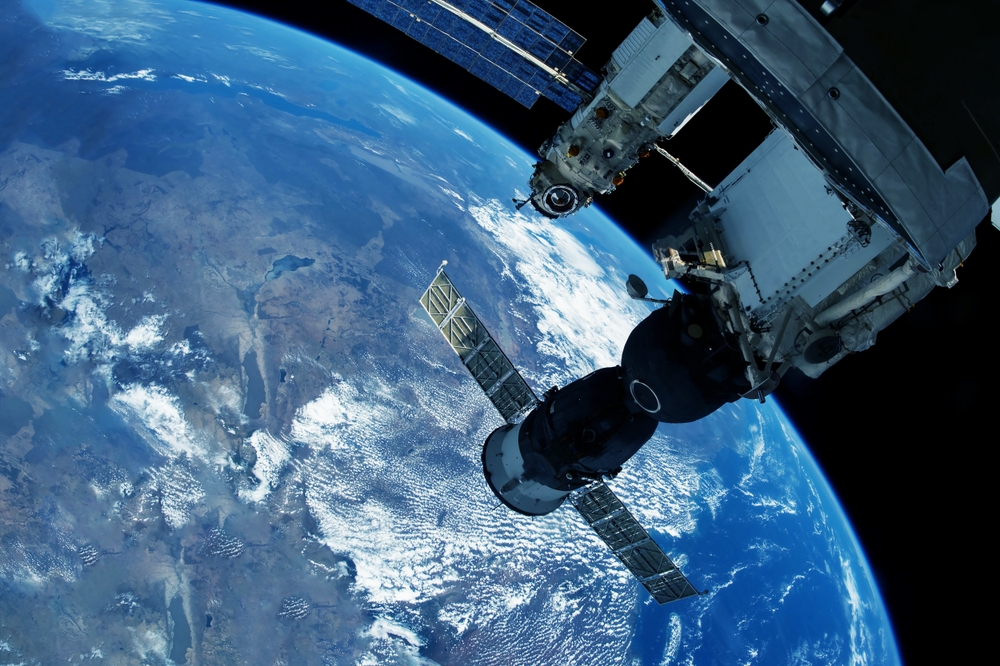 SpaceX Crew Dragon Astronauts Taken to Hospital After Return to Eart