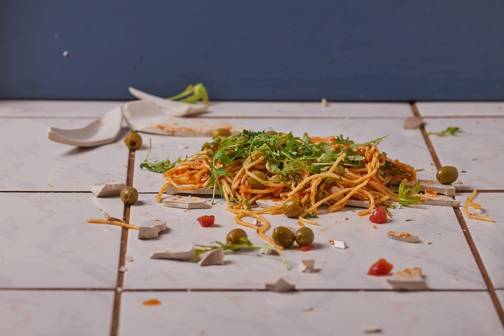 The Five-Second Rule: Scientific Fact or Psychological Reflex? Here’s What Science Says!