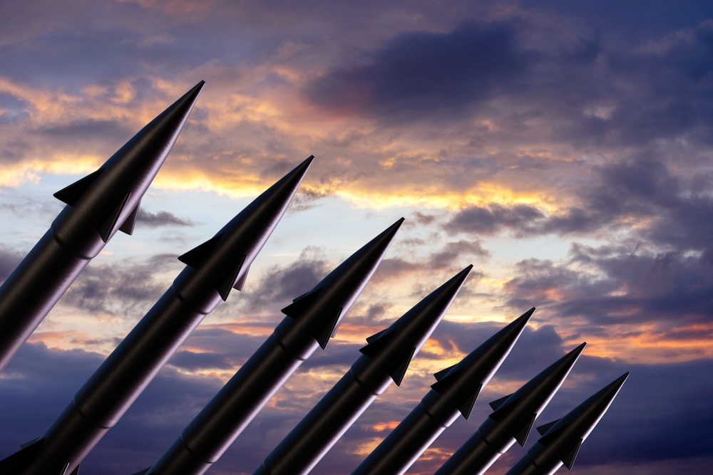 U.S. and Japan Forge New Defense Policy with Nuclear Protection Guarantee