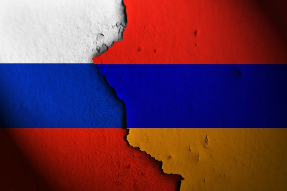 Armenians prepare to defend themselves against Russia as relations sour