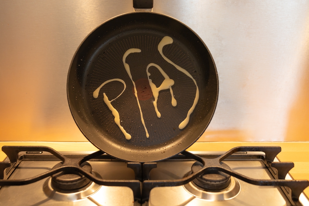 Former U.S. Health Director Phases Out Nonstick Pans Due to PFAS Risks