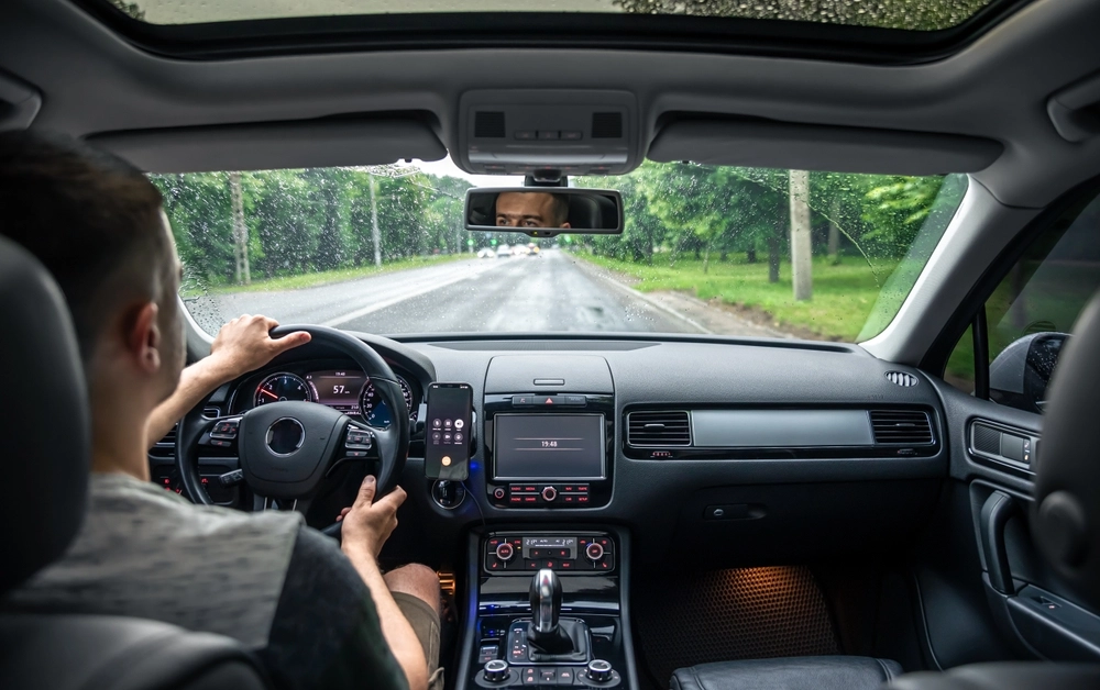 Russian Taxi Drivers Will Receive Fines Due to the Color of the Car
