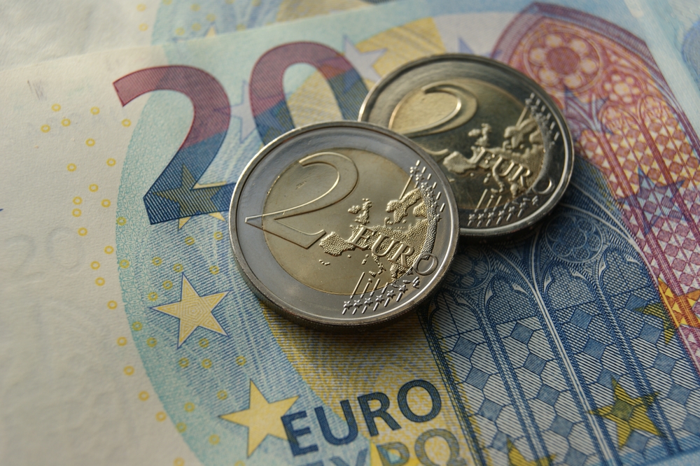 Check Your Wallet: This 2 Euro Coin Could Be Worth Thousands of Dollars