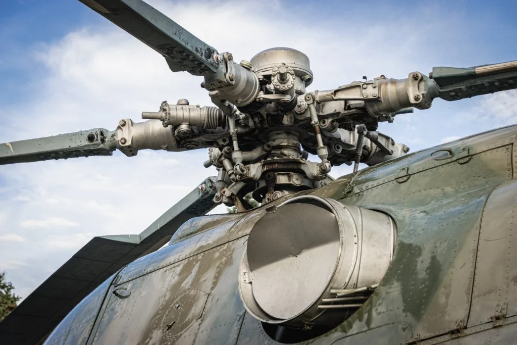 Russian Teens Burn Mi-8 Military Helicopter for Reward of $20,000
