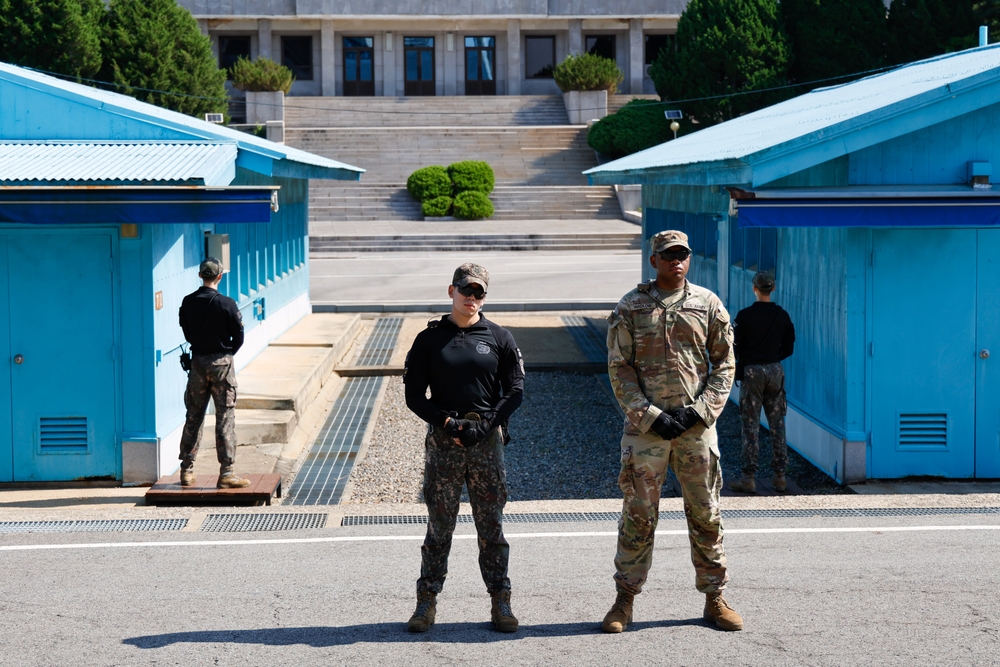 North Korea Deploys Military to Blow Up Southern Border Roads