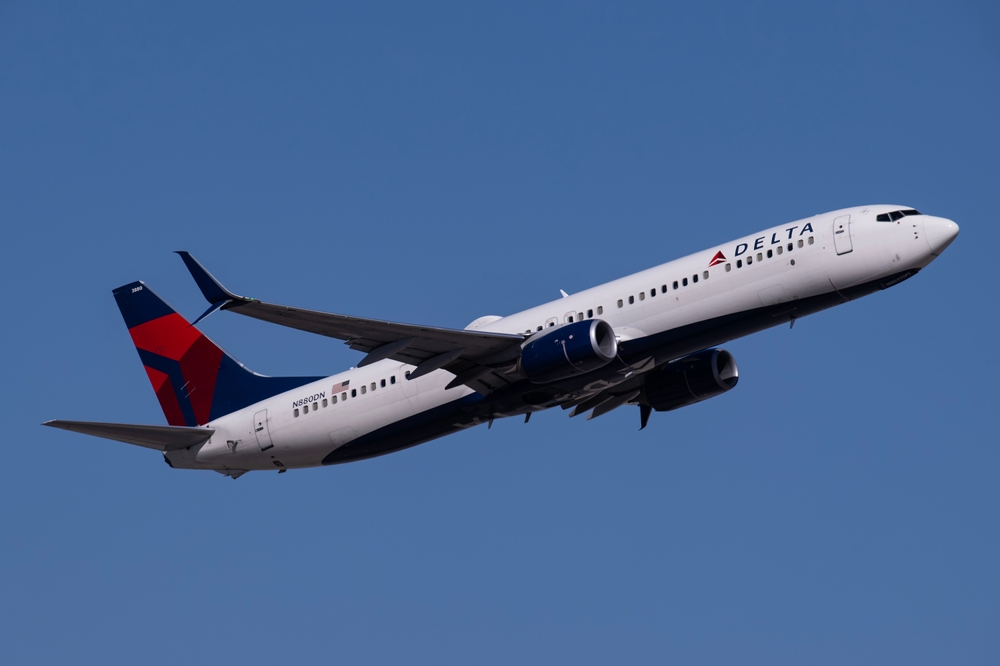 Major U.S. Airlines Suspend Flights to Israel