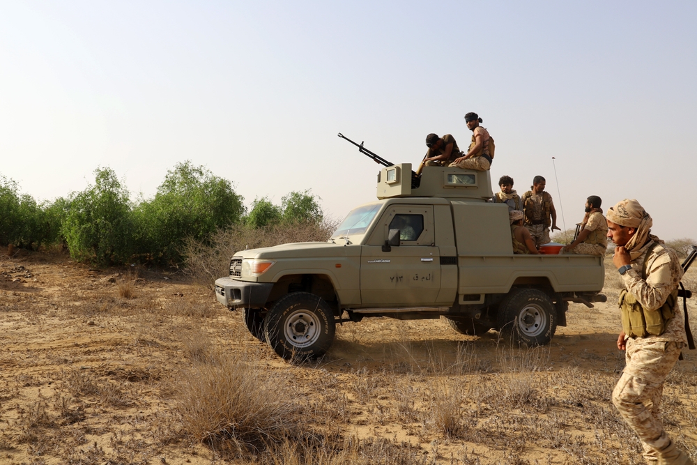 US Strikes Two Weapons Depots of Houthi Rebels in Yemen
