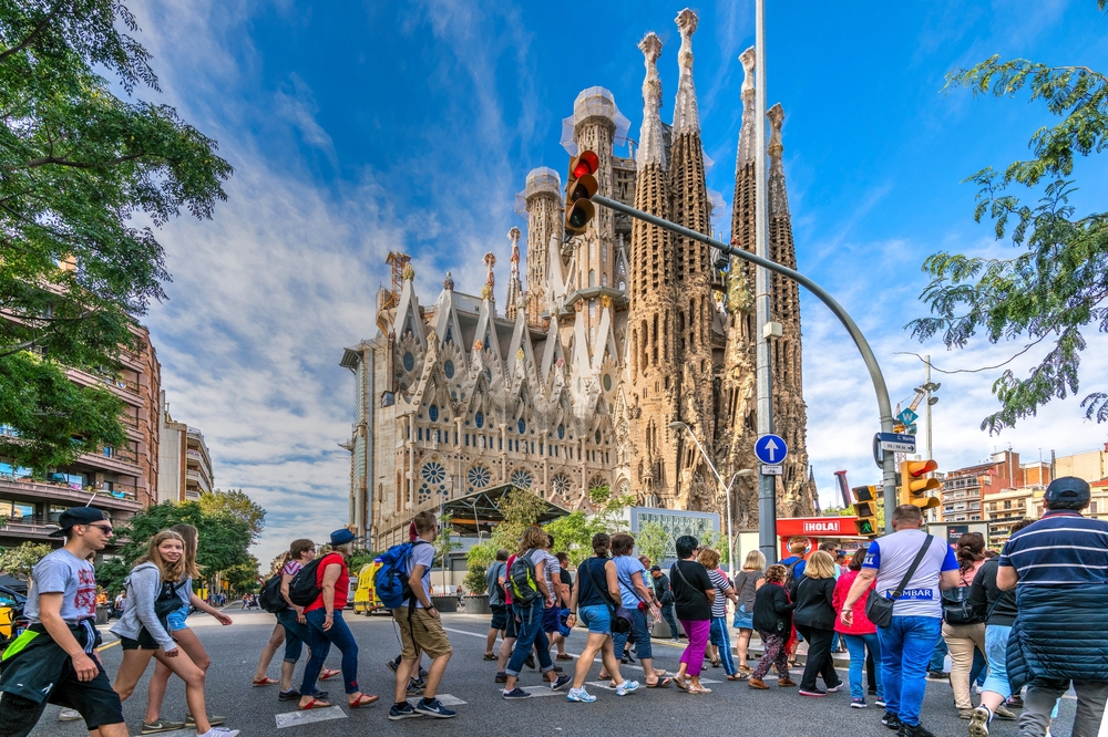 Barcelona to Raise Cruise Passenger Tax to Combat Over-Tourism