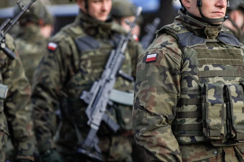 Poland Says It Can Only Hold Off Russian Invasion for 2 Weeks