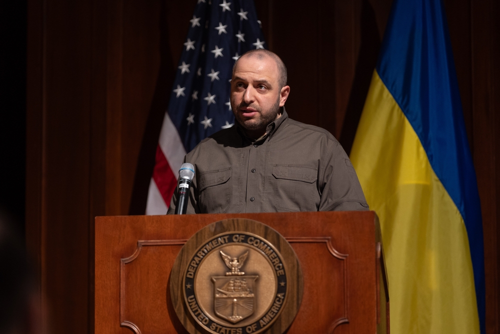 Ukrainian Defense Minister Meets With the Head of the Pentagon