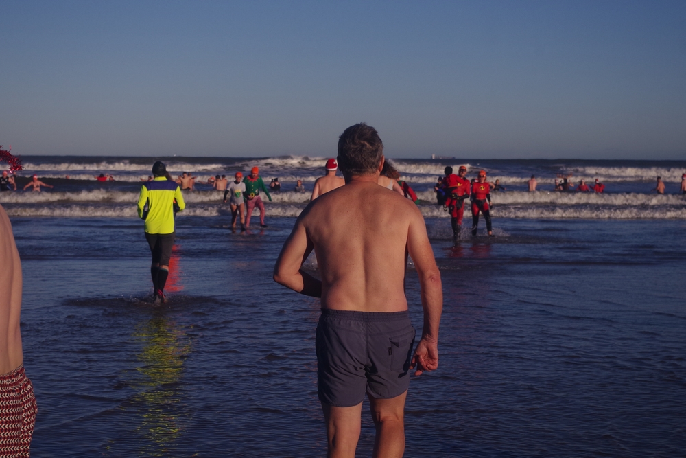 How Long Can You Winter Swim Before Your Body Gets Too Cold?