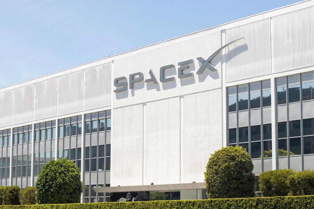 As European Rocket Successfully Launches: Second Consecutive Failure for SpaceX as Starship Explodes Mid-Flight
