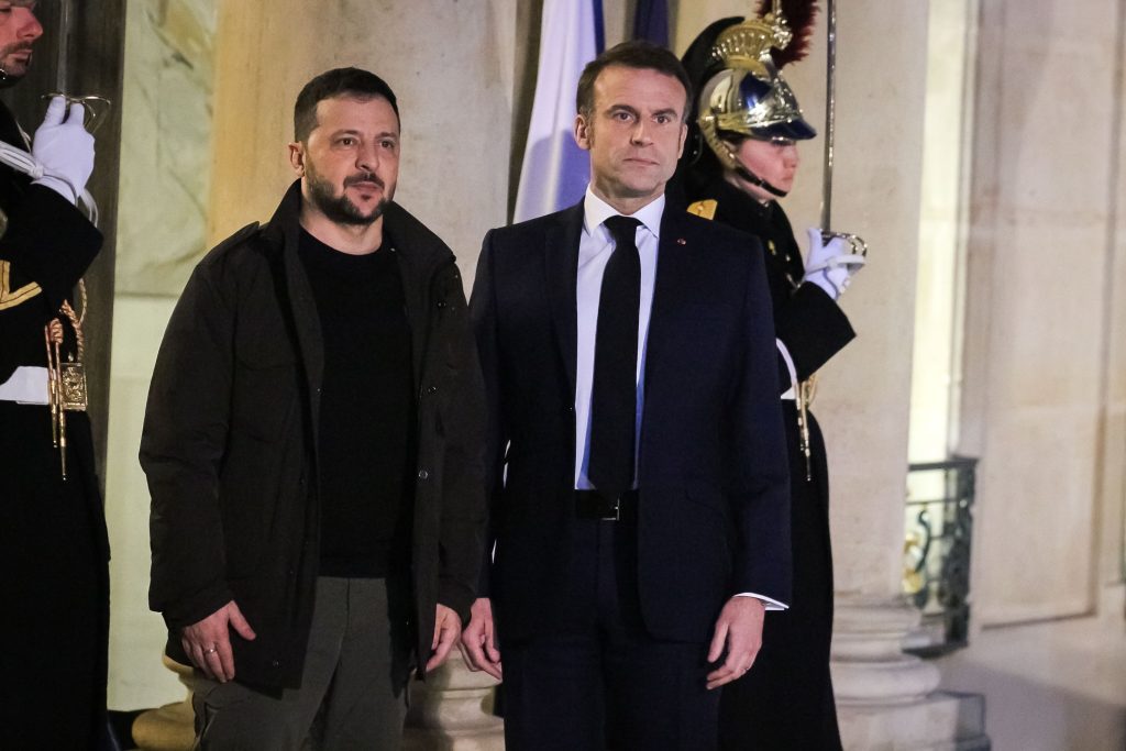 France Steps Up Intelligence Sharing With Ukraine as U.S. Hits Pause