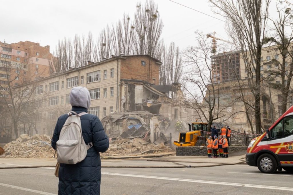 Russia Launches Drone Attacks on Kyiv for Second Night, Injuring Civilians