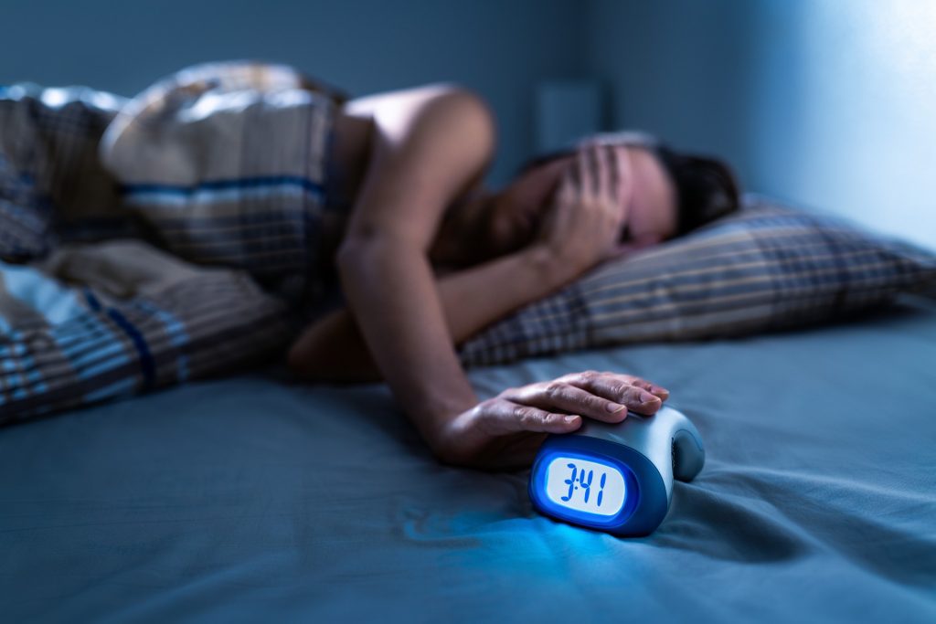 Your Sleep Schedule Might Be Hurting Your Heart, Study Warns