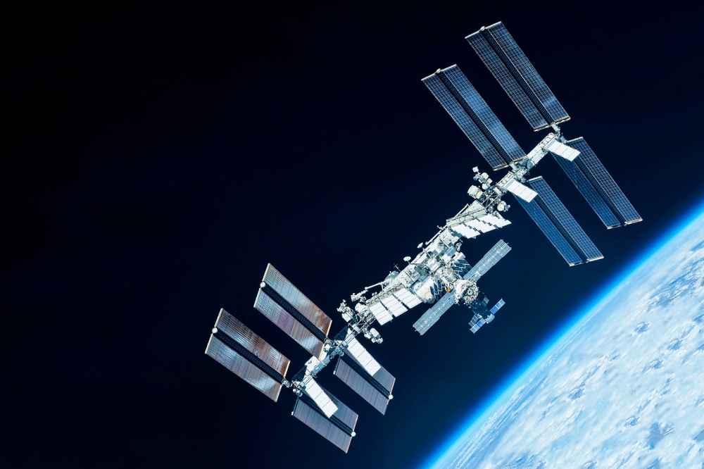 ISS Crew Brings the Holidays to Space with Festive Food and Traditions