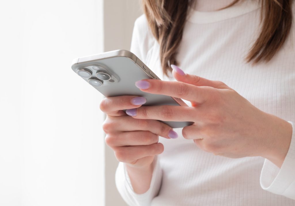 Millions Watch the Videos – But Experts Warn of a Dangerous Trend