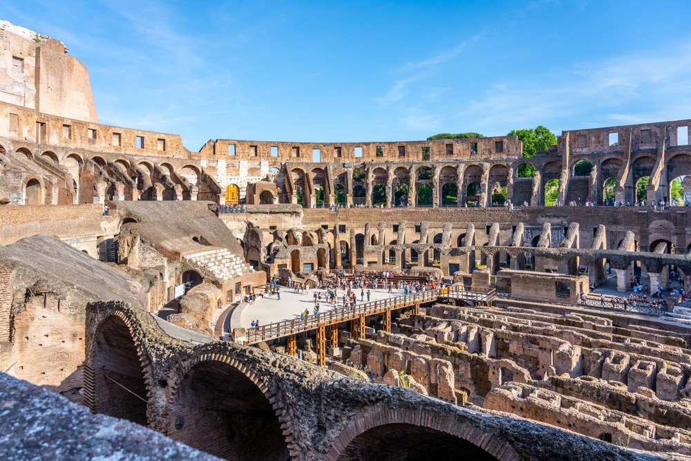 Gladiator ‘Battles’ to Return to Rome’s Colosseum in Airbnb Partnership