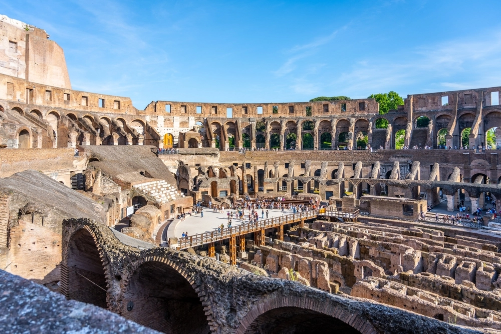 Gladiator ‘Battles’ to Return to Rome’s Colosseum in Airbnb Partnership
