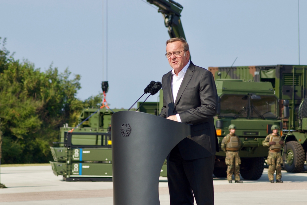 German Minister Warns: ‘If Putin Attacks, We Need to Be Able to Wage War’