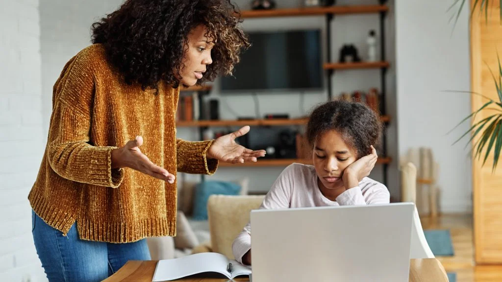 What a Childhood Trauma Therapist Wants Parents to Stop Doing Right Now