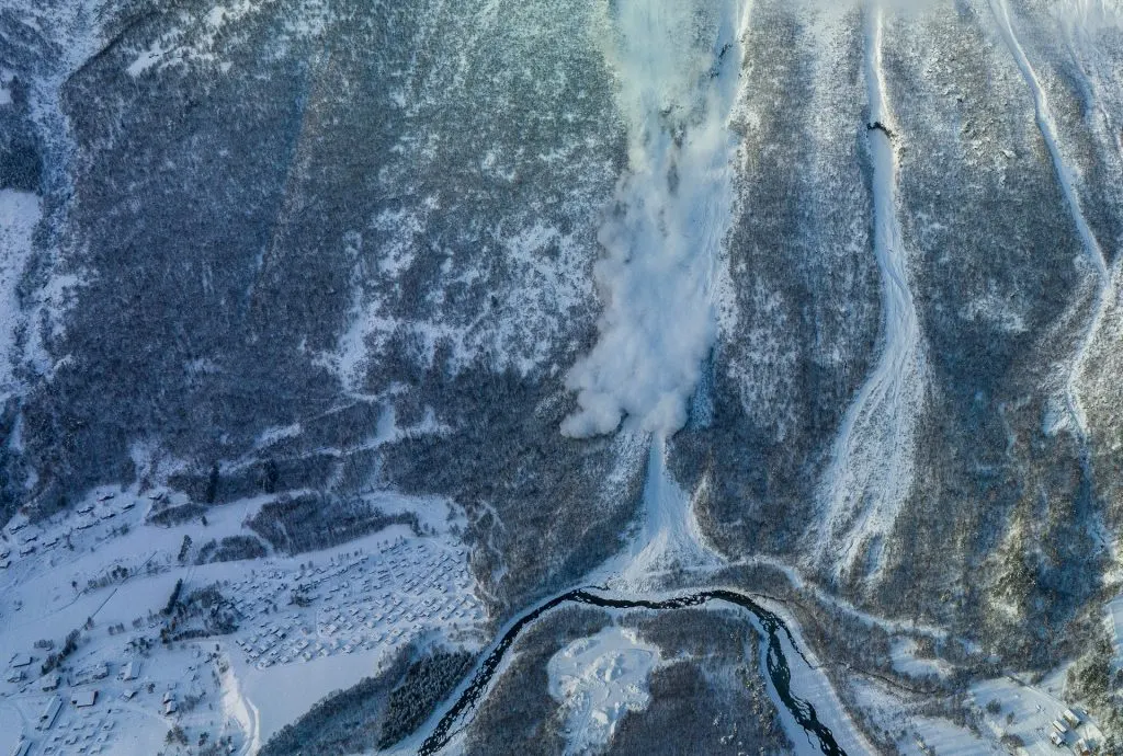 British Tourist Killed, Another Injured in Norway Avalanche